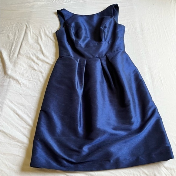 Alfred Sung Women’s Navy High Neck Cocktail Dress with Bow - Picture 9 of 13